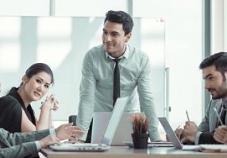 远离职场倦怠:有效的压力调控策略